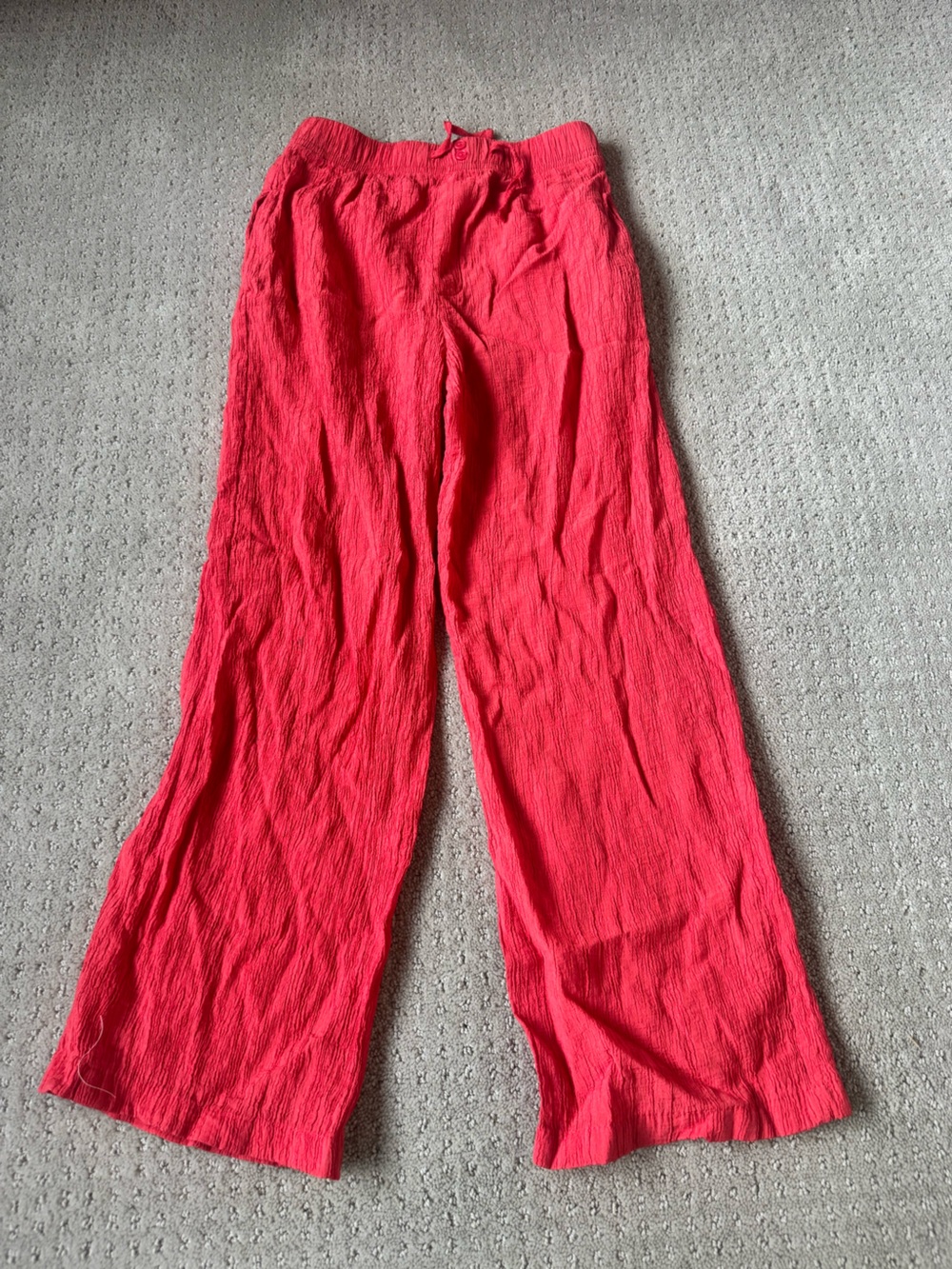 Girls size 9-10 Zara red flowy pants.